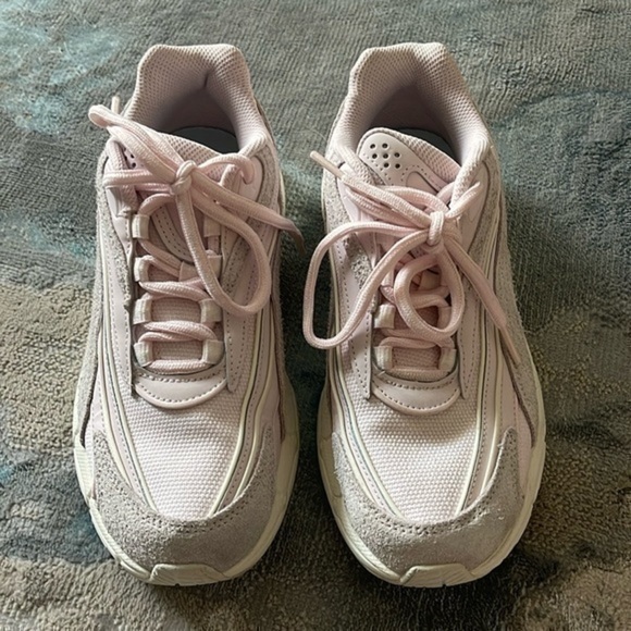 Puma Shoes - Free People Puma Teveris Nitro Sneakers. NEW